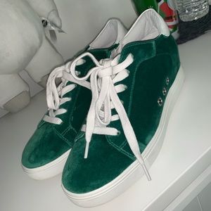 Steve Madden Velvet Green Sneakers